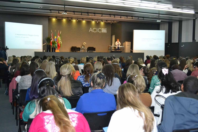 Mais de 300 educadores do Estado participam do evento. Foto: Jéssica Pereira