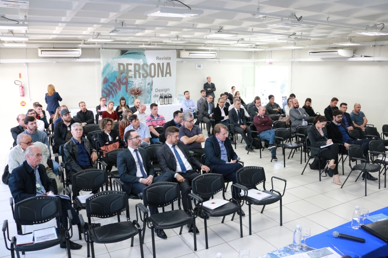 Reunião da Câmara de Assuntos Tributários e Legislativos foi realizada em Criciúma. Foto: Ivonei Fazzioni