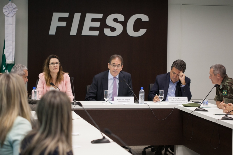 FIESC sediou reunião com representantes do governo federal, estadual e prefeituras, nesta quarta-feira (10), em Florianópolis (foto: Filipe Scotti)
