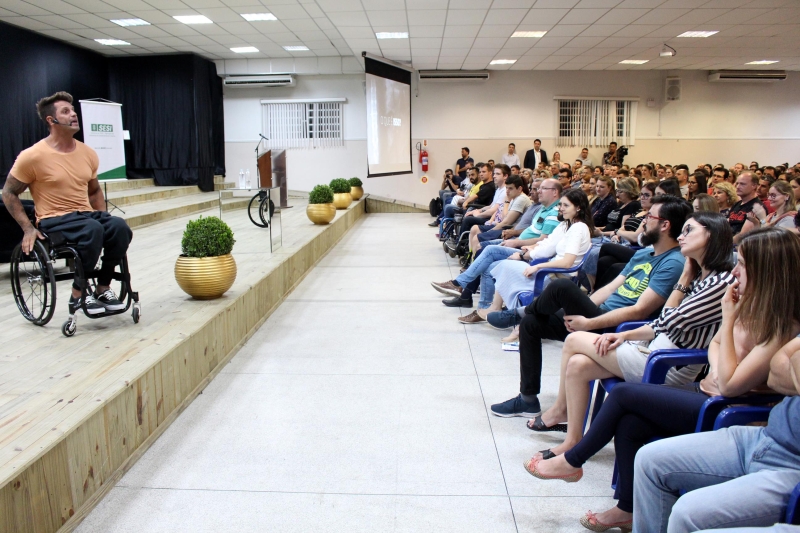 Em Rio do Sul, FIESC debate inclusão e lança portal com oportunidades de emprego