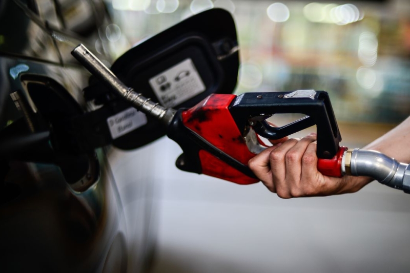 Reoneração dos combustíveis eleva pressão sobre custo de produção e inflação, avalia FIESC 