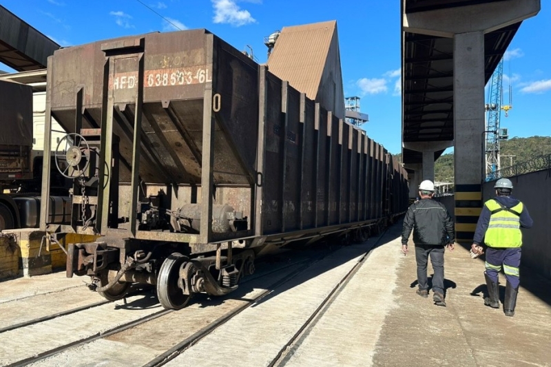 Concluída revitalização da malha ferroviária no Porto de São Francisco
