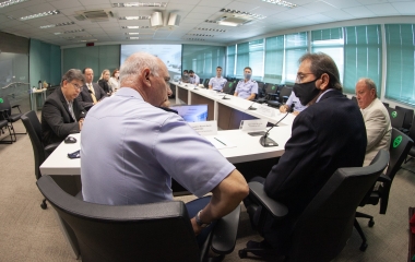 Na FIESC, Estado Maior da Aeronáutica conhece potencial da indústria de SC
