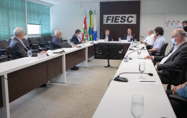 COFEM debate modernização do Tribunal Tributário e fim do voto de desempate nos litígios da área