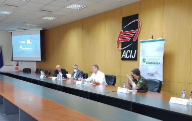 Empresas de Joinville conhecem as oportunidades do setor de defesa