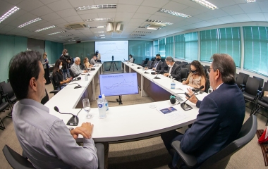 Indústria puxa retomada da atividade econômica pós-pandemia em SC