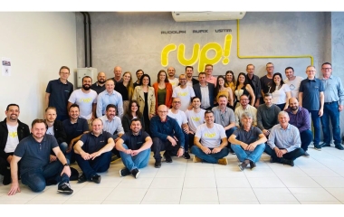 Christal, de Timbó, instala equipe no hub de inovação do SENAI em Joinville
