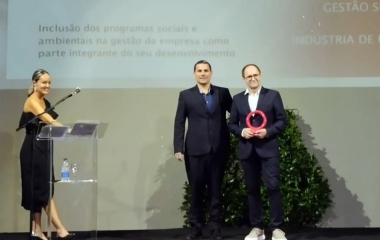 Alcaplas recebe prêmio Inovação e Sustentabilidade 2023