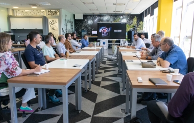 SENAI e governo de SC iniciam integração de nanossatélite ao agro