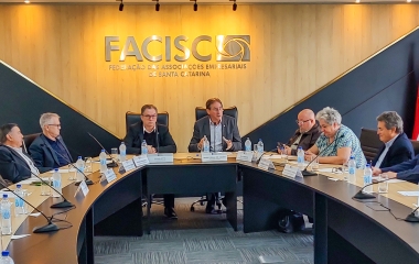 COFEM debate prevenção a cheias e manutenção da infraestrutura de SC