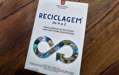 Albano Schmidt é um dos autores convidados do livro "Reciclagem de A a Z"