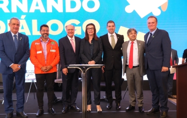 Petrobras encomenda 12 embarcações junto a estaleiros de Navegantes e Itajaí