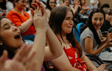 Em 12 cidades, Novos Caminhos forma 743 jovens e homenageia 802 empresas de SC
