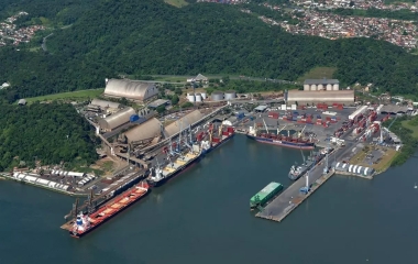 São Francisco do Sul e Imbituba têm recordes no volume de carga em 2024
