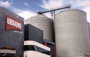 Urbano Alimentos comemora 65 anos