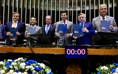 CNI entrega Agenda Legislativa ao Congresso