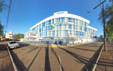 FIESC inaugura Escola SESI de Referência em Videira e laboratório no SENAI Caçador