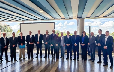 Setor empresarial de SC reúne-se com bancada federal em Brasília