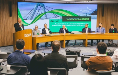 Prefeitura de Brusque apresenta PPP de Cidade Inteligente em evento na capital