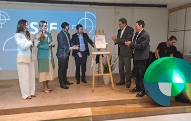 Escola SESI de Itajaí recebe certificação nacional de excelência em gestão escolar