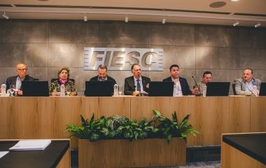 FIESC apresenta demandas prioritárias da indústria ao Fórum Parlamentar