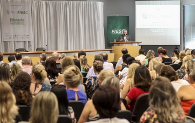 Hoje é necessário estudar a vida toda para ter um emprego, disse Côrte (foto: Heraldo Carnieri)
