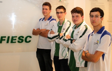 Alef Sholze (E), Rafael Oening, Eduardo Kruczkievicz e Rodrigo Campos (Foto: Filipe Scotti)