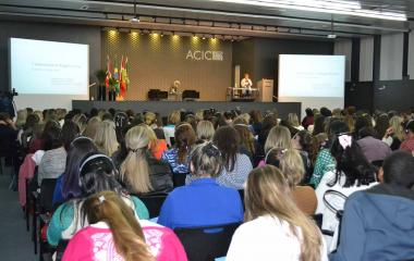 Mais de 300 educadores do Estado participam do evento. Foto: Jéssica Pereira