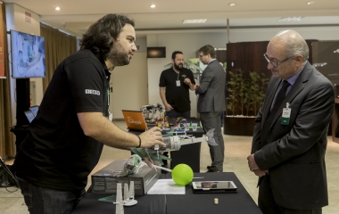 Parceria leva ensino profissional ao contraturno de estudantes do ensino público