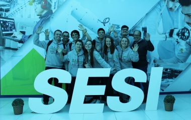 Estudantes de SC embarcam nesta quarta (10) para torneio internacional de robótica