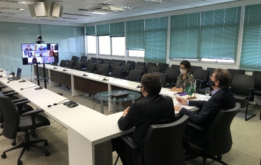 Setor empresarial e judiciário alinham ações do programa Novos Caminhos, que atende jovens em casas de acolhimento