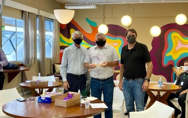 FIESC recebe homenagem do Hospital São José, de Jaraguá do Sul