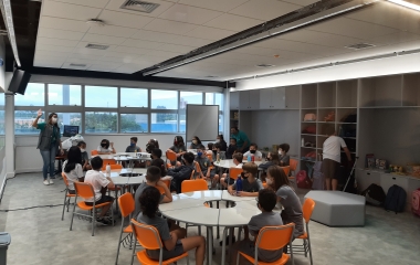 Escola S em Itajaí inicia ano letivo em novas instalações