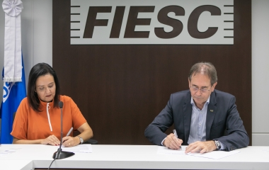 Parceria entre SENAI/SC e Festo amplia oportunidades de educação profissional 