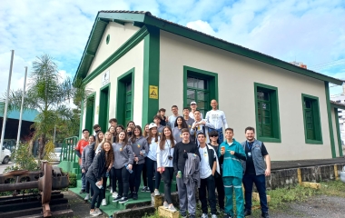 Escola S de Criciúma promove Caminhada Cultural