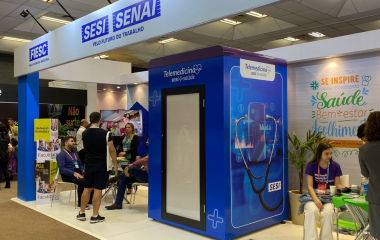 Em evento com profissionais de RH, SESI lança cabine para telemedicina 