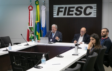 Reunião debate economia verde e mercado de carbono