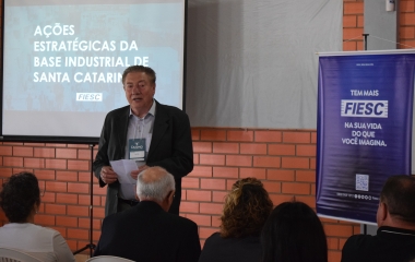 FIESC apresenta oportunidades para indústrias do Extremo-Oeste fornecerem às Forças Armadas