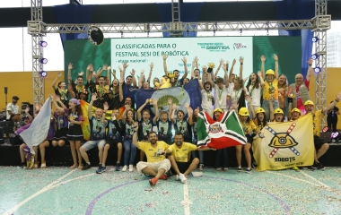 Catarinenses vão a Brasília disputar Festival SESI de Robótica 