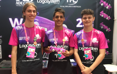 Projeto da Fórmula 1 desperta jovens para carreiras ligadas à engenharia