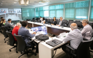 Encontro debate gestão de saúde e segurança no trabalho e NR-12