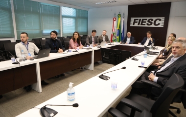 Na FIESC, governo de SC apresenta iniciativas de apoio à micro e pequena indústria