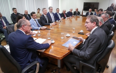 A Alckmin e Lira, indústria do Sul defende reforma tributária e neoindustrialização