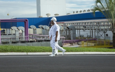 JBS e SENAI lançam programa de formação profissional em SC