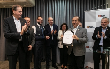 Na FIESC, governo de SC assina ordem de serviço para atualizar o Plano Aeroviário de SC