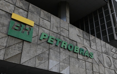Alta dos combustíveis eleva custos do setor produtivo e inflação, diz FIESC