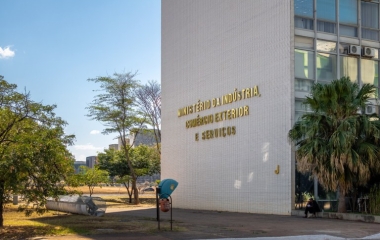 MDIC cria grupos para reduzir Custo Brasil e financiar política industrial