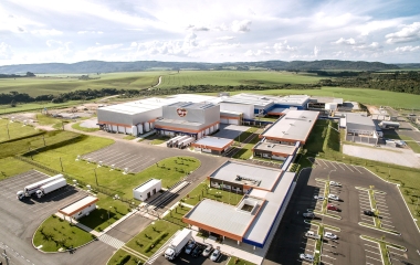 Aurora Coop assume operação da planta industrial de suínos da UNIUM em Castro (PR) 