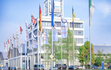 Grupo Krona realiza viagem internacional de negócios e participa da Feira Fakuma