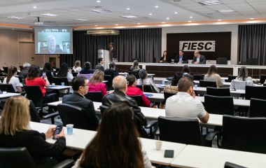 FIESC e sindicatos industriais debatem aprimoramento da representação do setor